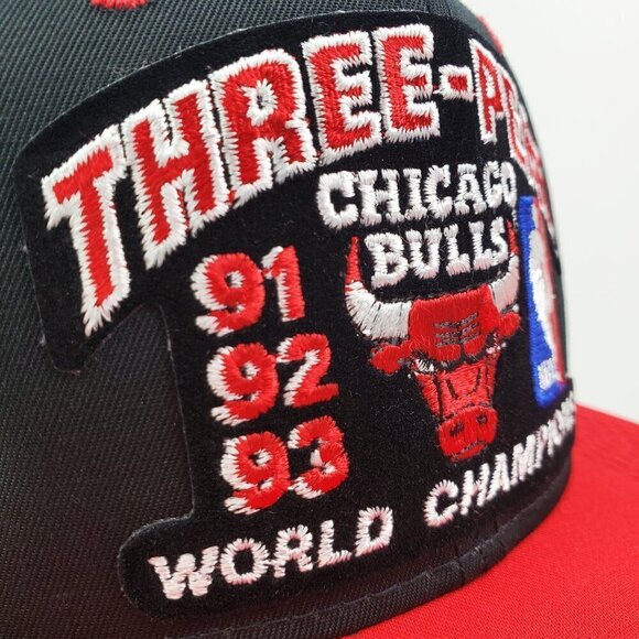 Chicago Bulls Three-Peat Snapback Hat Vintage 1993 World Champions Youngan NWOT - Picture 8 of 13